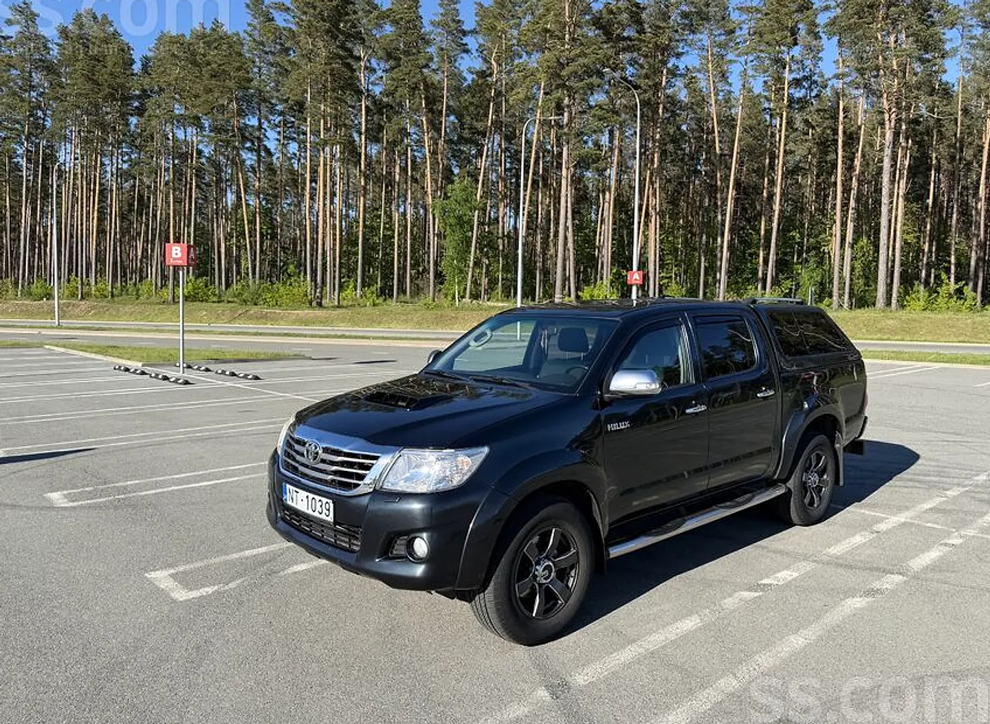 Toyota Hilux, 2015. gads