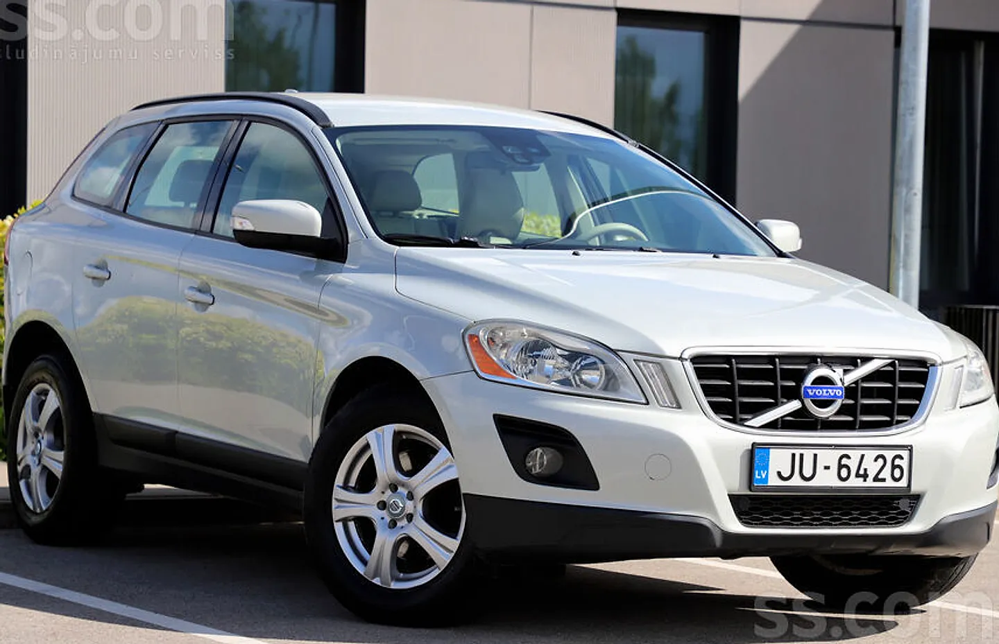 Volvo XC 60, 2010. gads