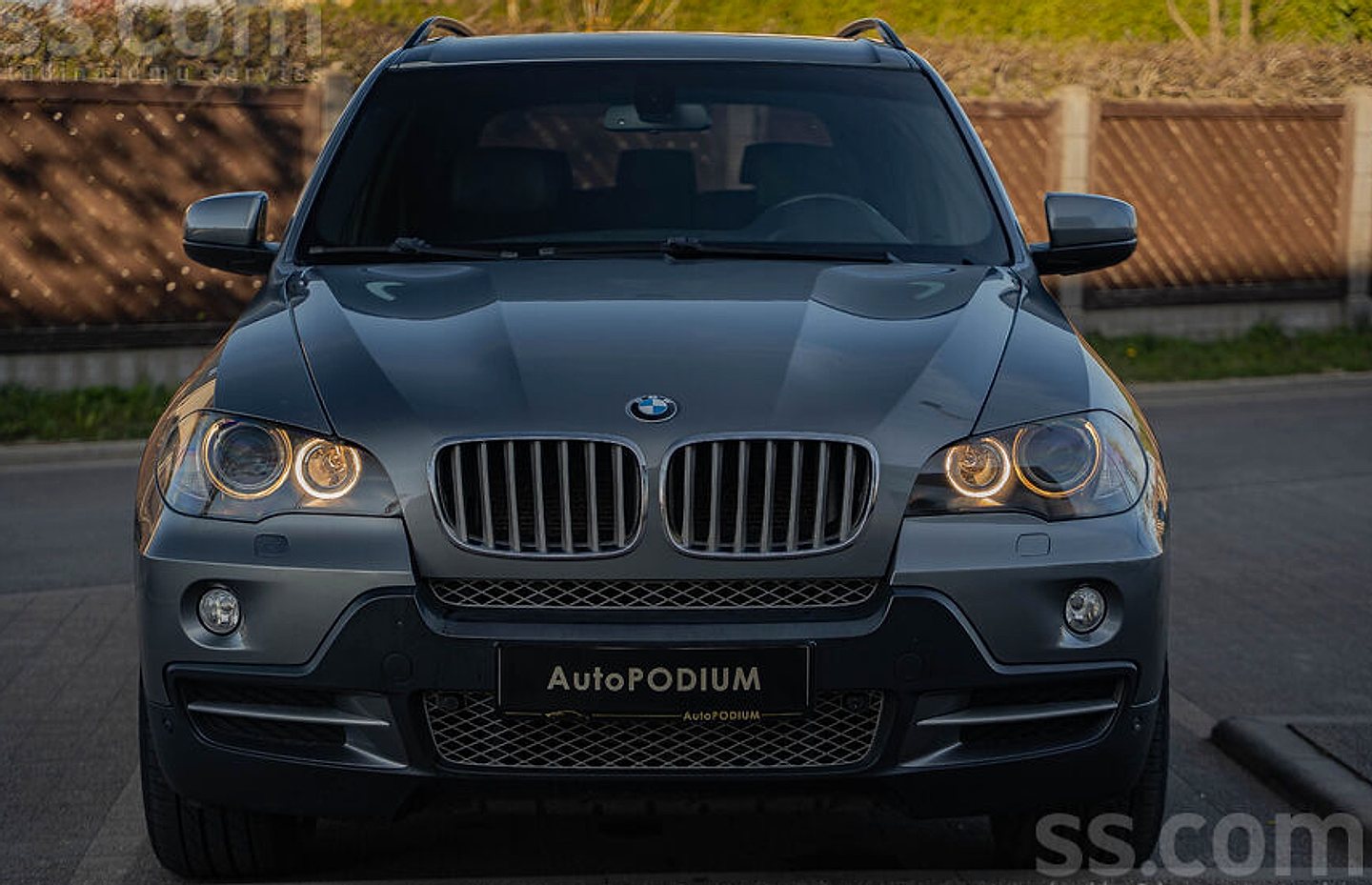 BMW X5 — foto 3
