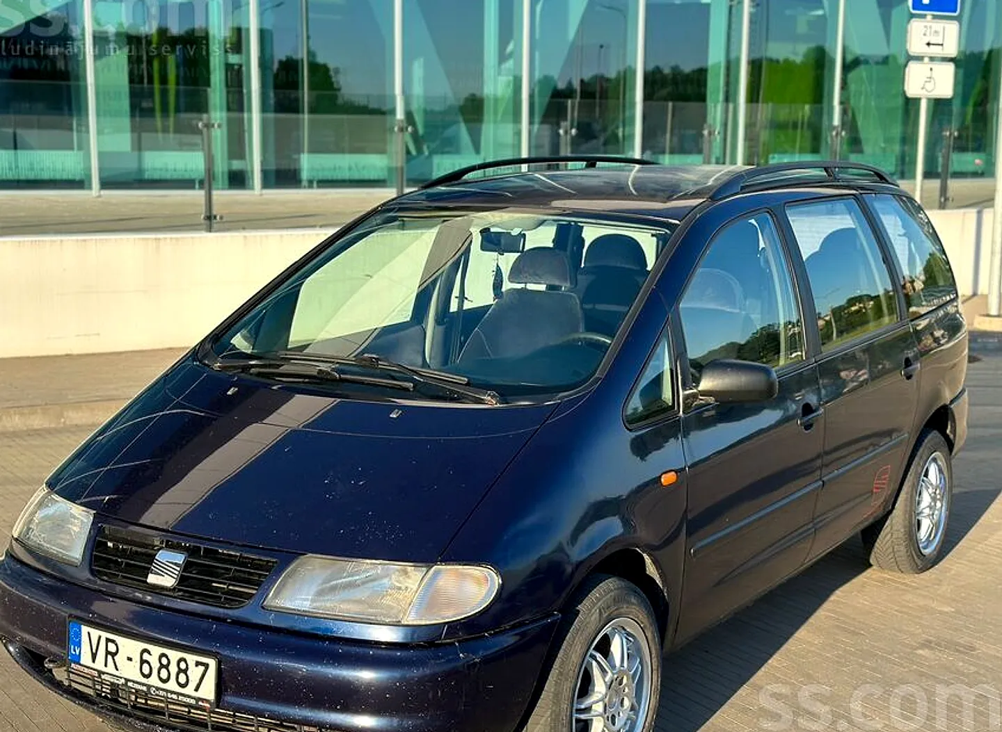 SEAT Alhambra, 2000. gads