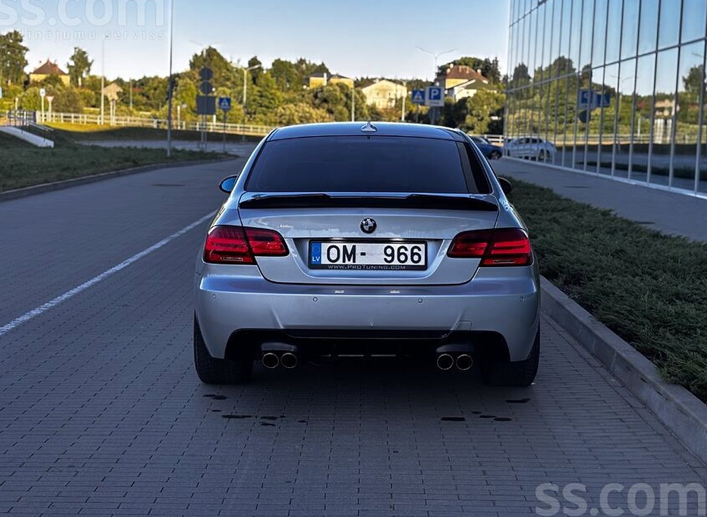BMW 330 — foto 5