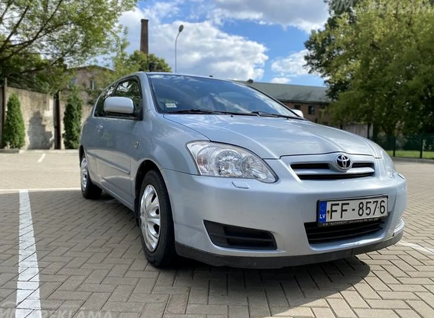 Toyota Corolla, 2004. gads