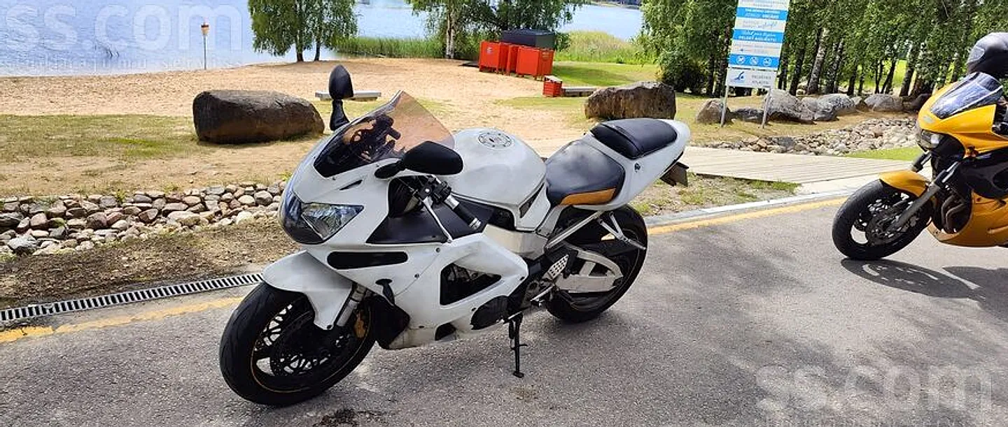 Honda Cbr929