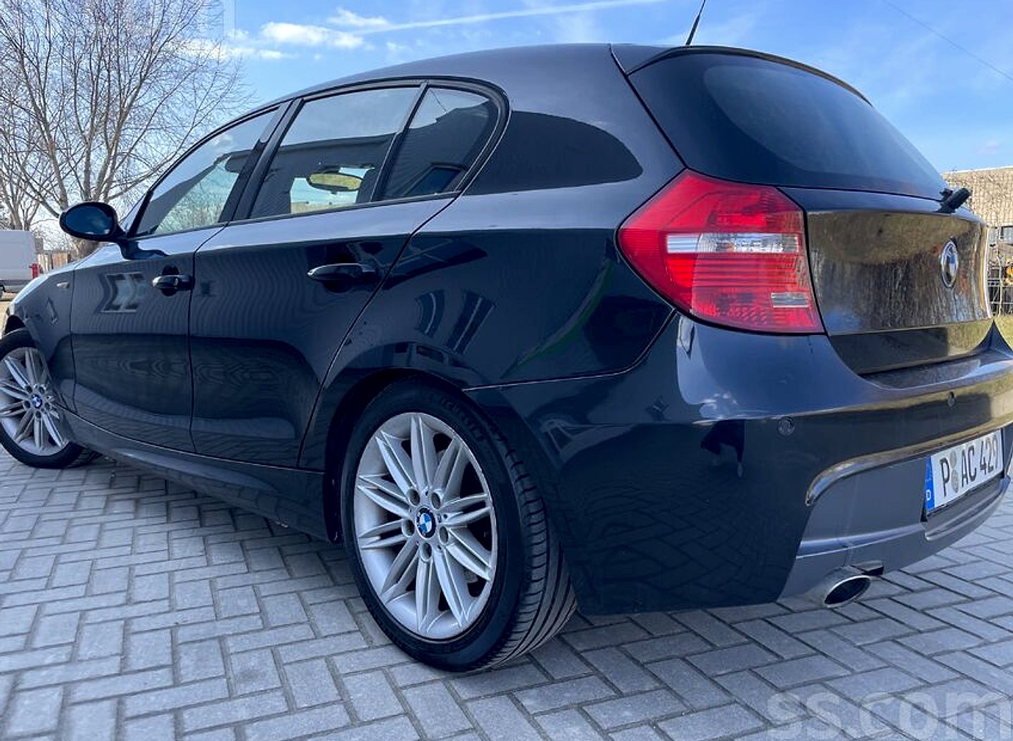 BMW 120 — foto 4