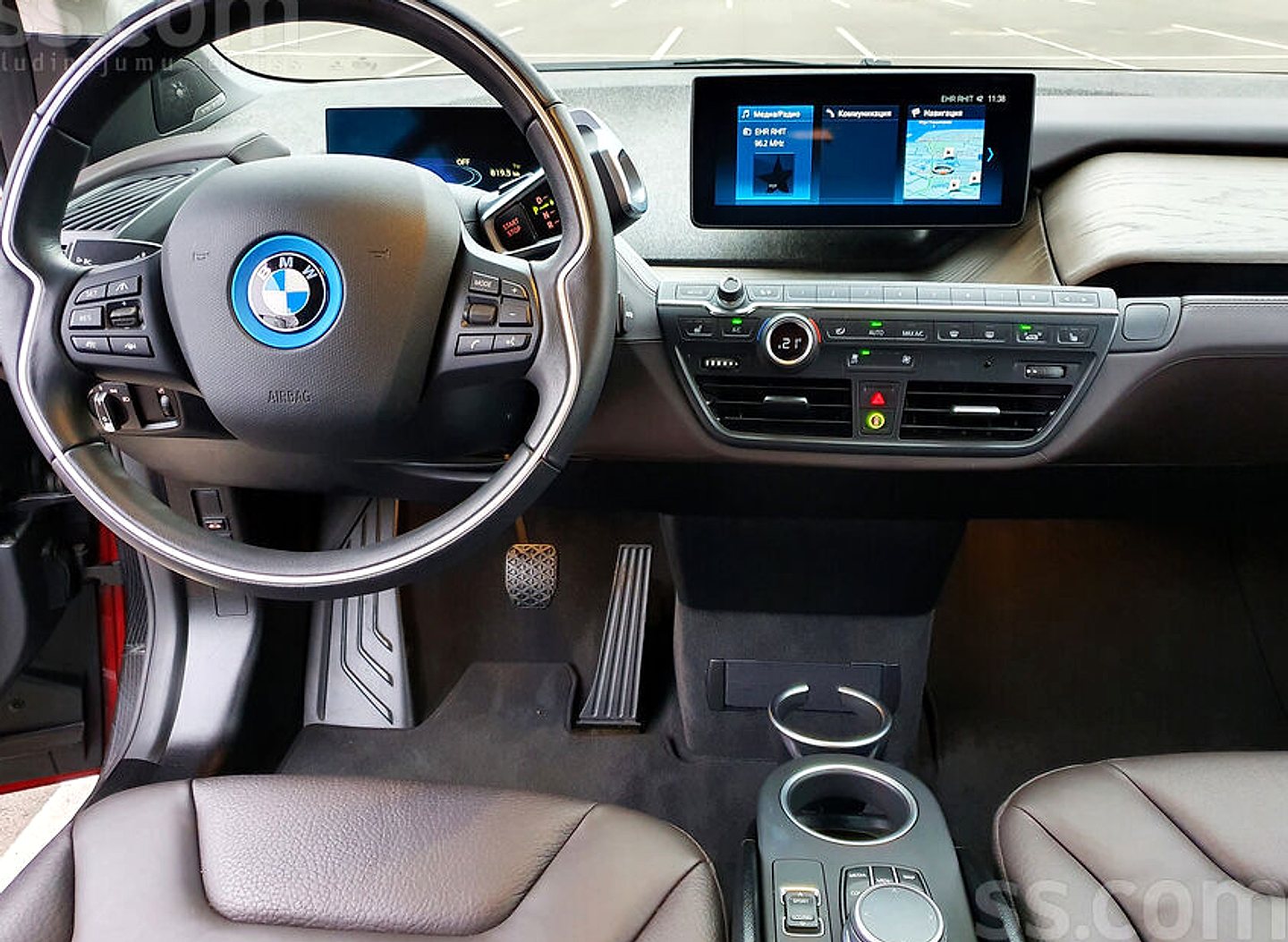 BMW i3s — foto 6