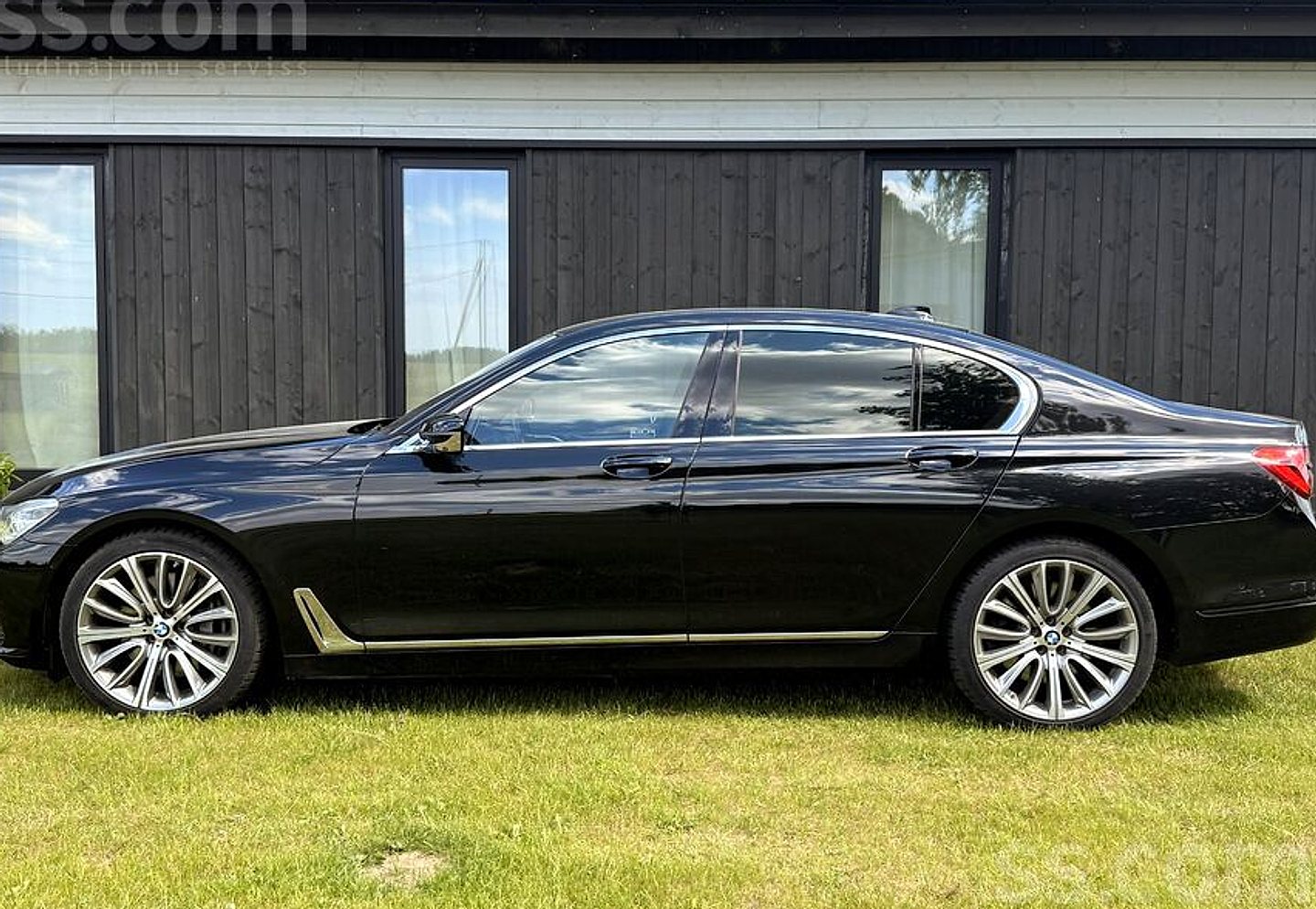 BMW 750 — foto 4
