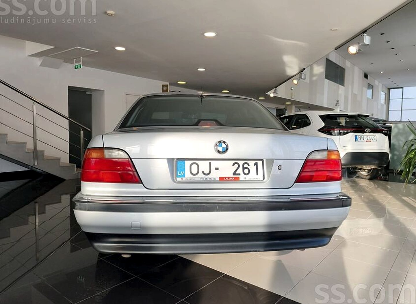 BMW 735 — foto 2