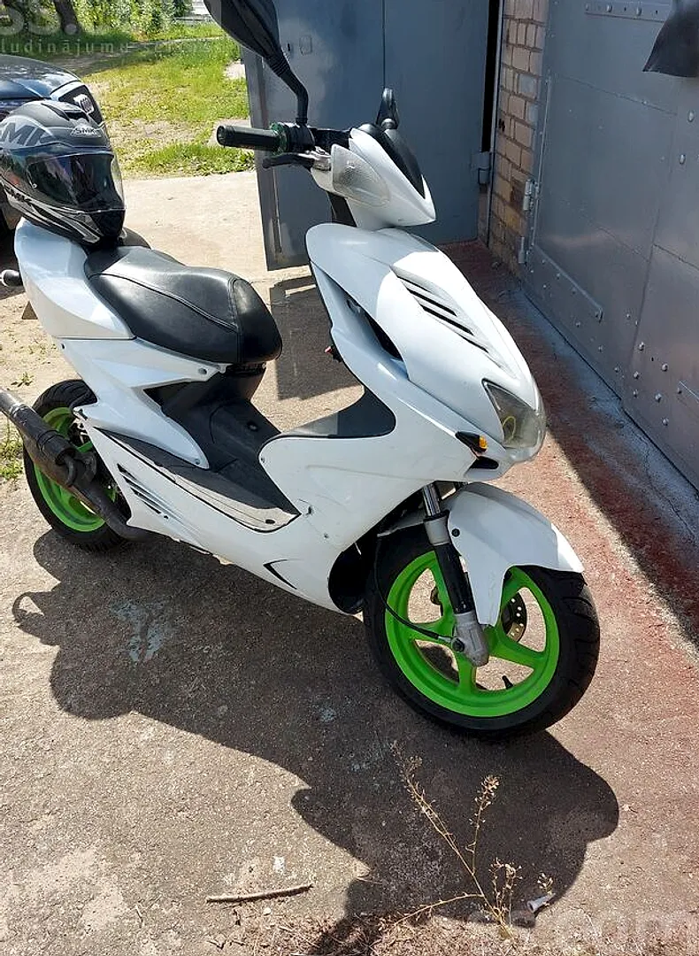 Yamaha Aerox, 2001. gads