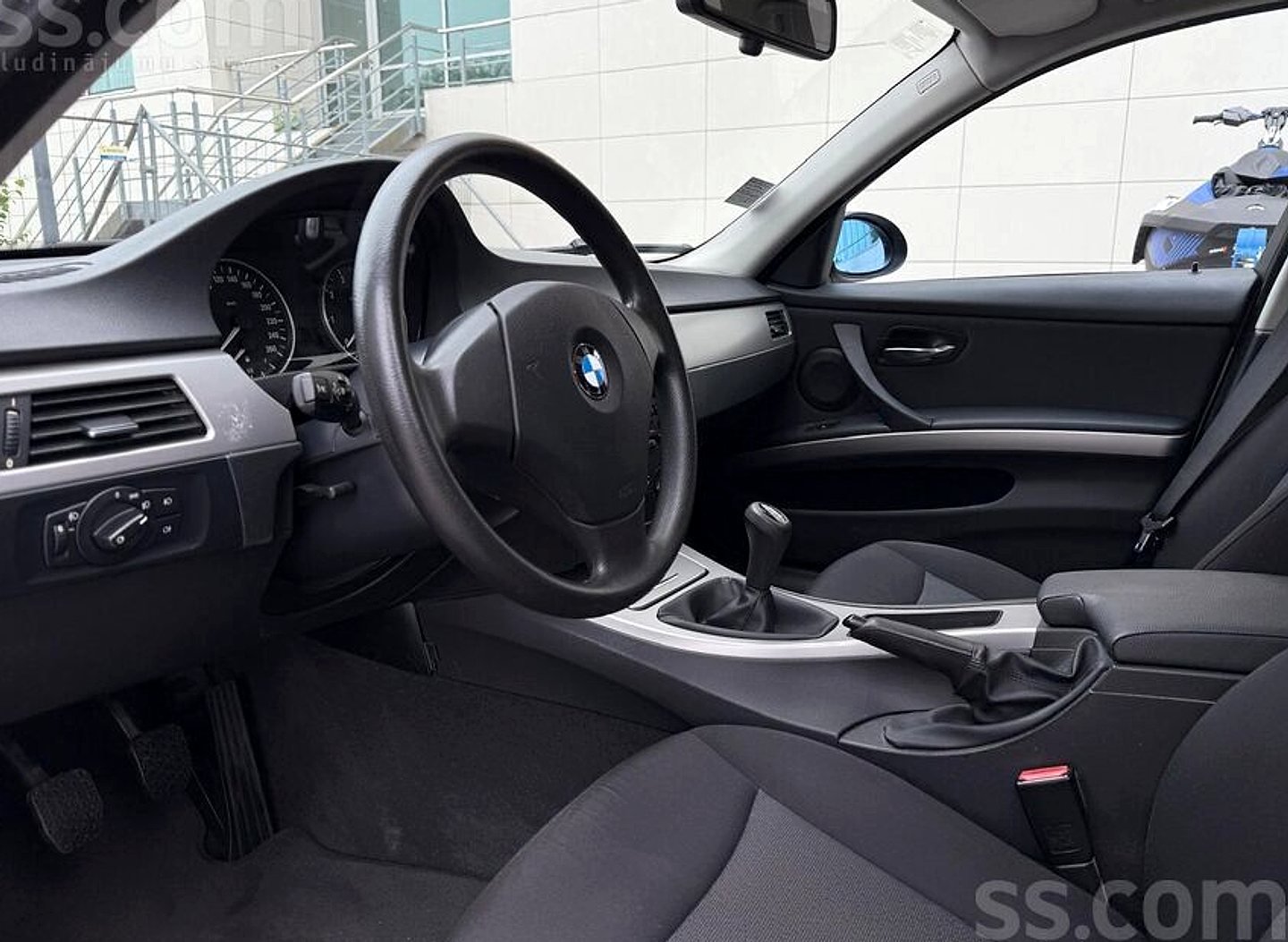 BMW 318 — foto 3