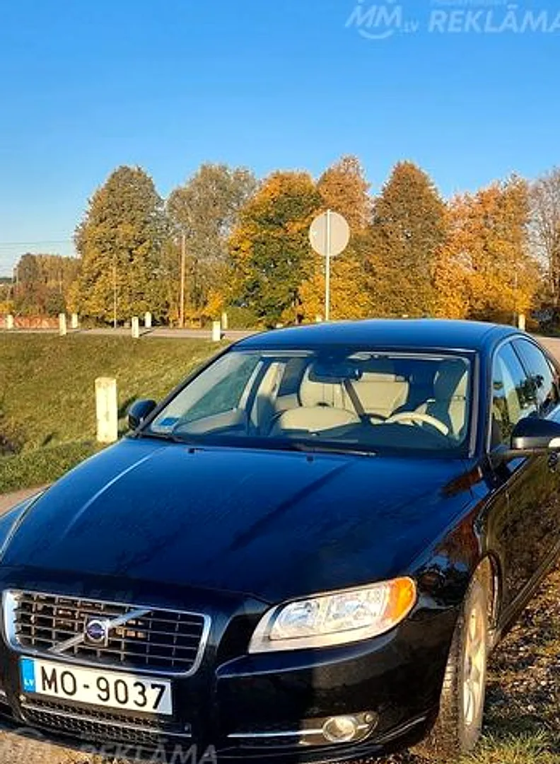 Volvo —, 2009. gads