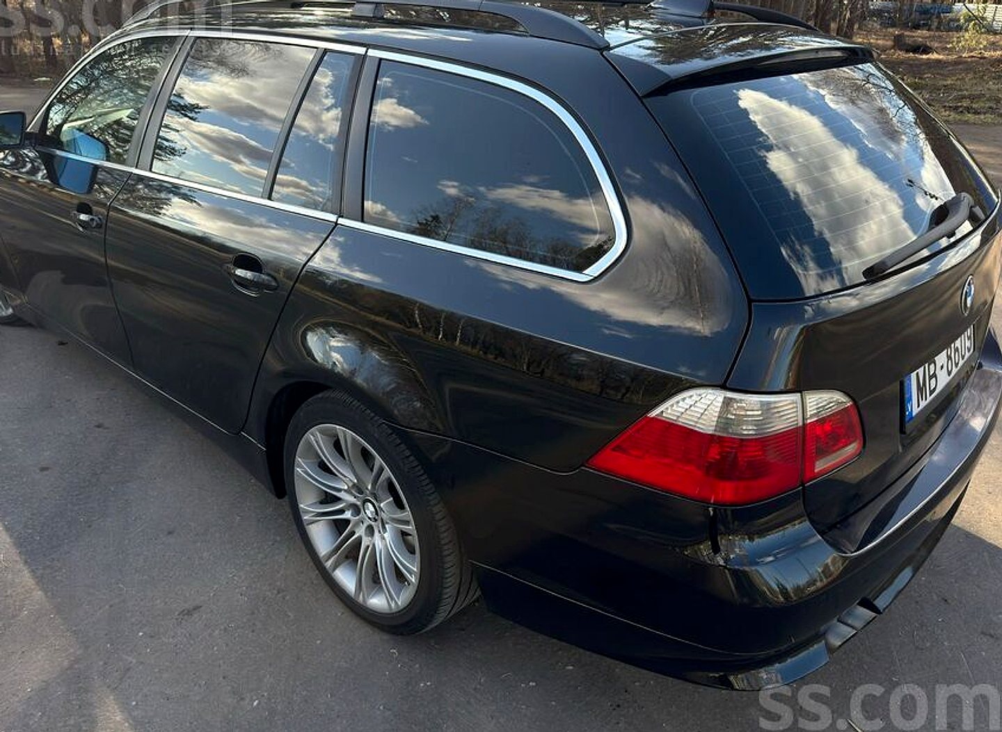BMW 525 — foto 4