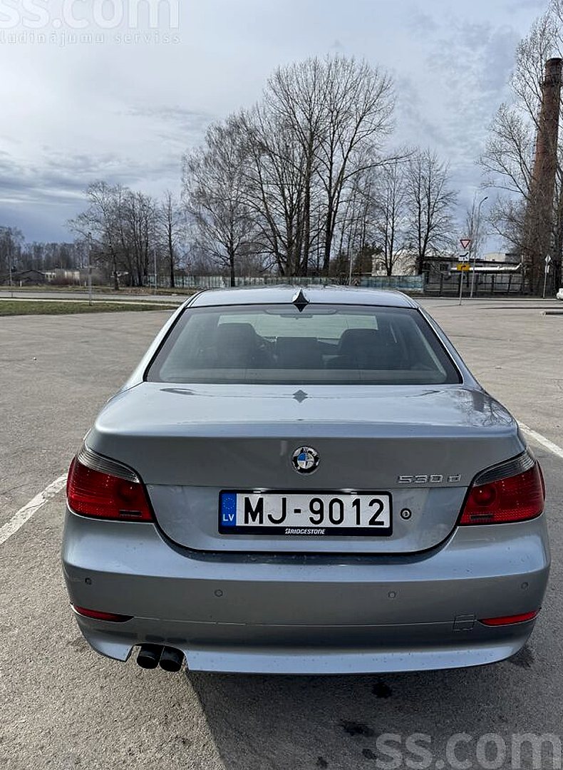 BMW 530 — foto 6
