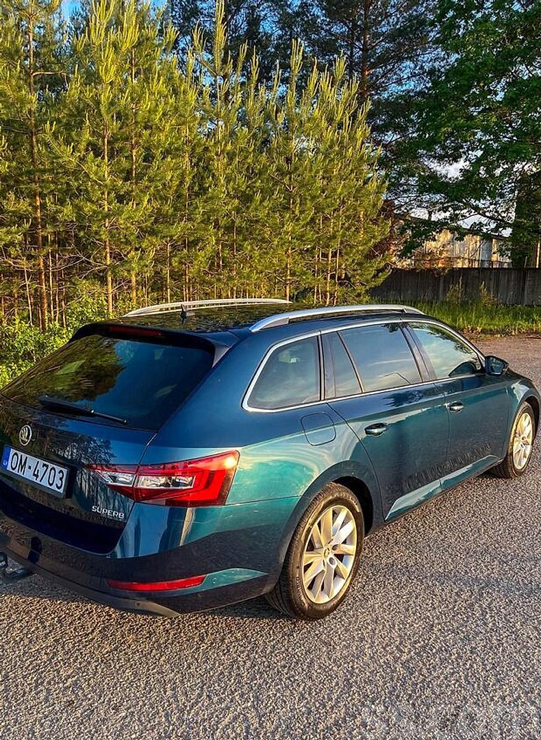 Škoda Superb — foto 4