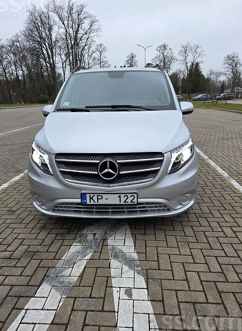 Mercedes-Benz V220 — foto 3