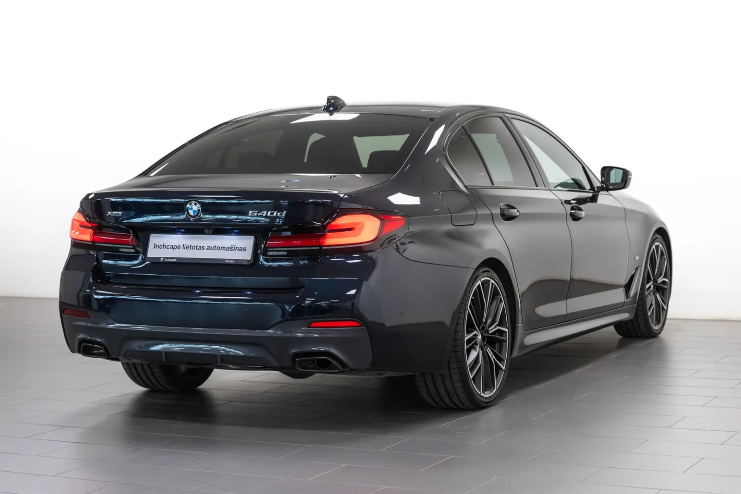 BMW 540 — foto 4