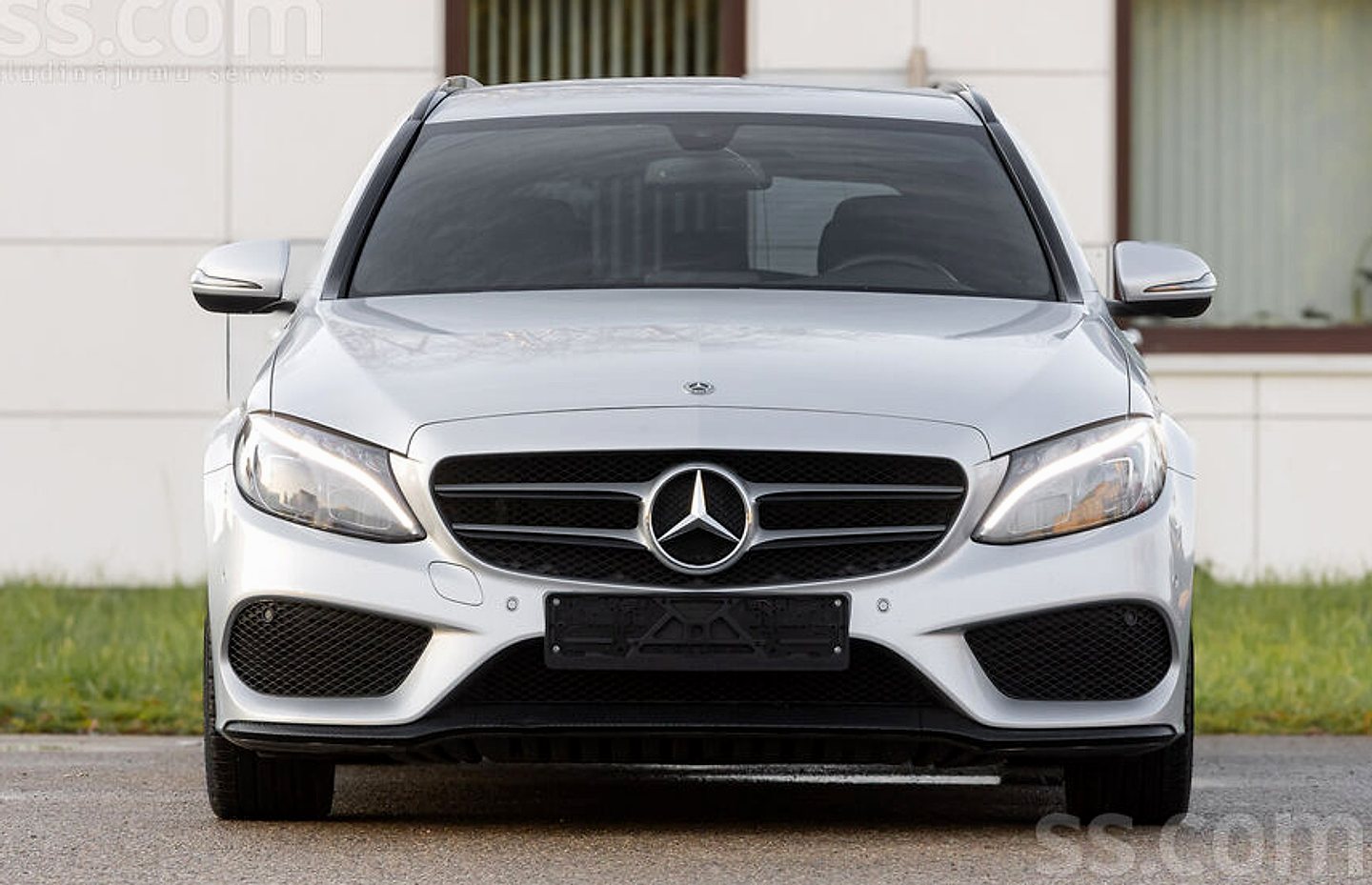 Mercedes-Benz C220 — foto 2