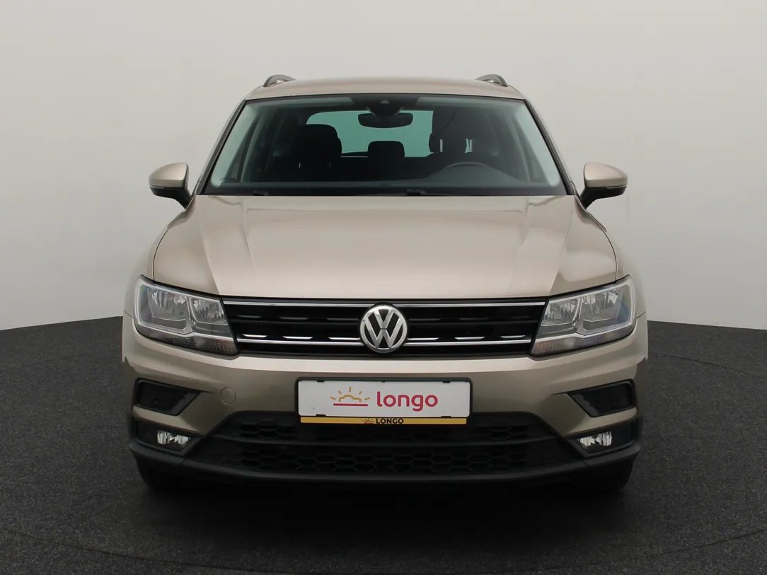 Volkswagen Tiguan — foto 4