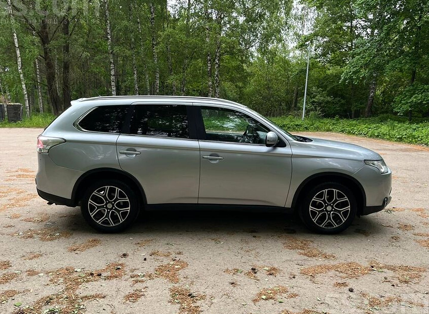 Mitsubishi Outlander — foto 5