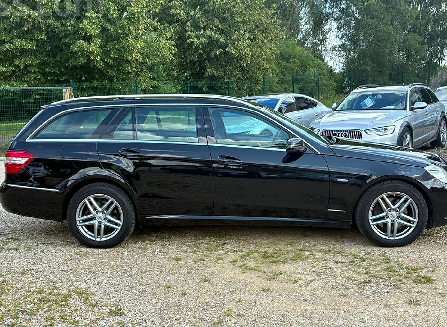 Mercedes-Benz E350 — foto 6