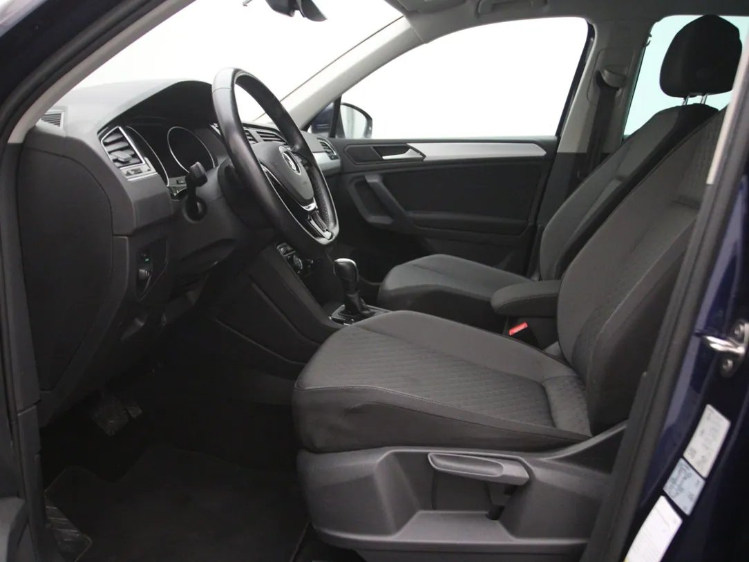 Volkswagen Tiguan — foto 5