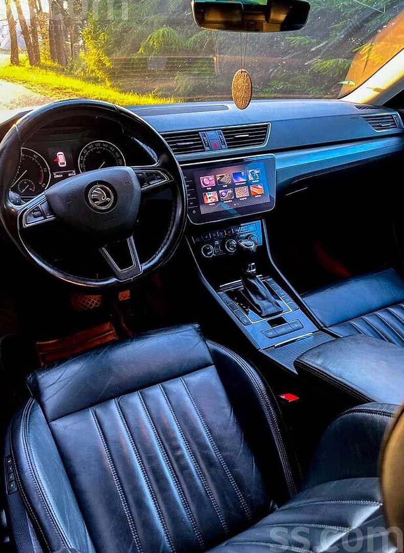 Škoda Superb — foto 6