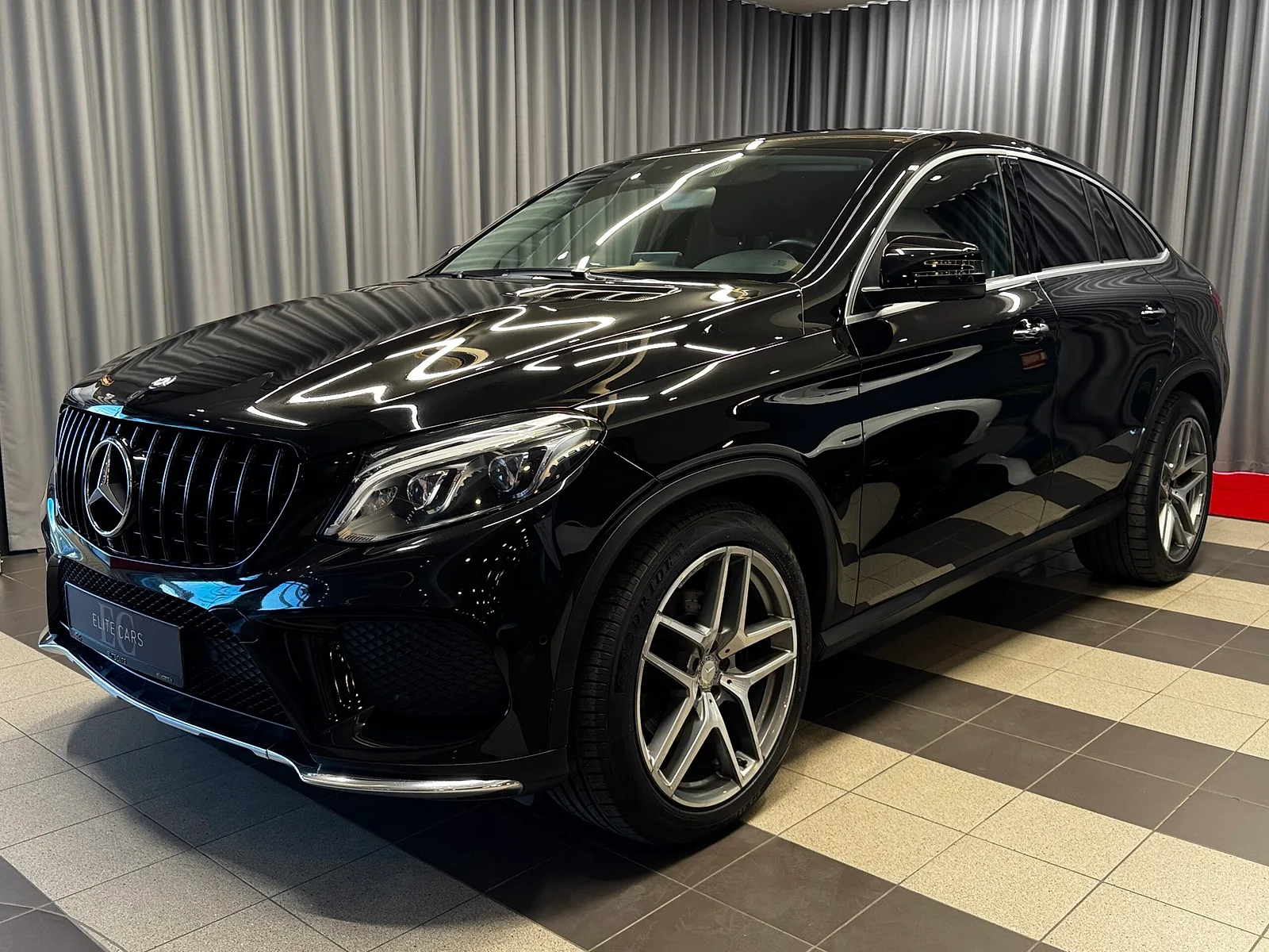 Mercedes-Benz GLE, 2015. gads