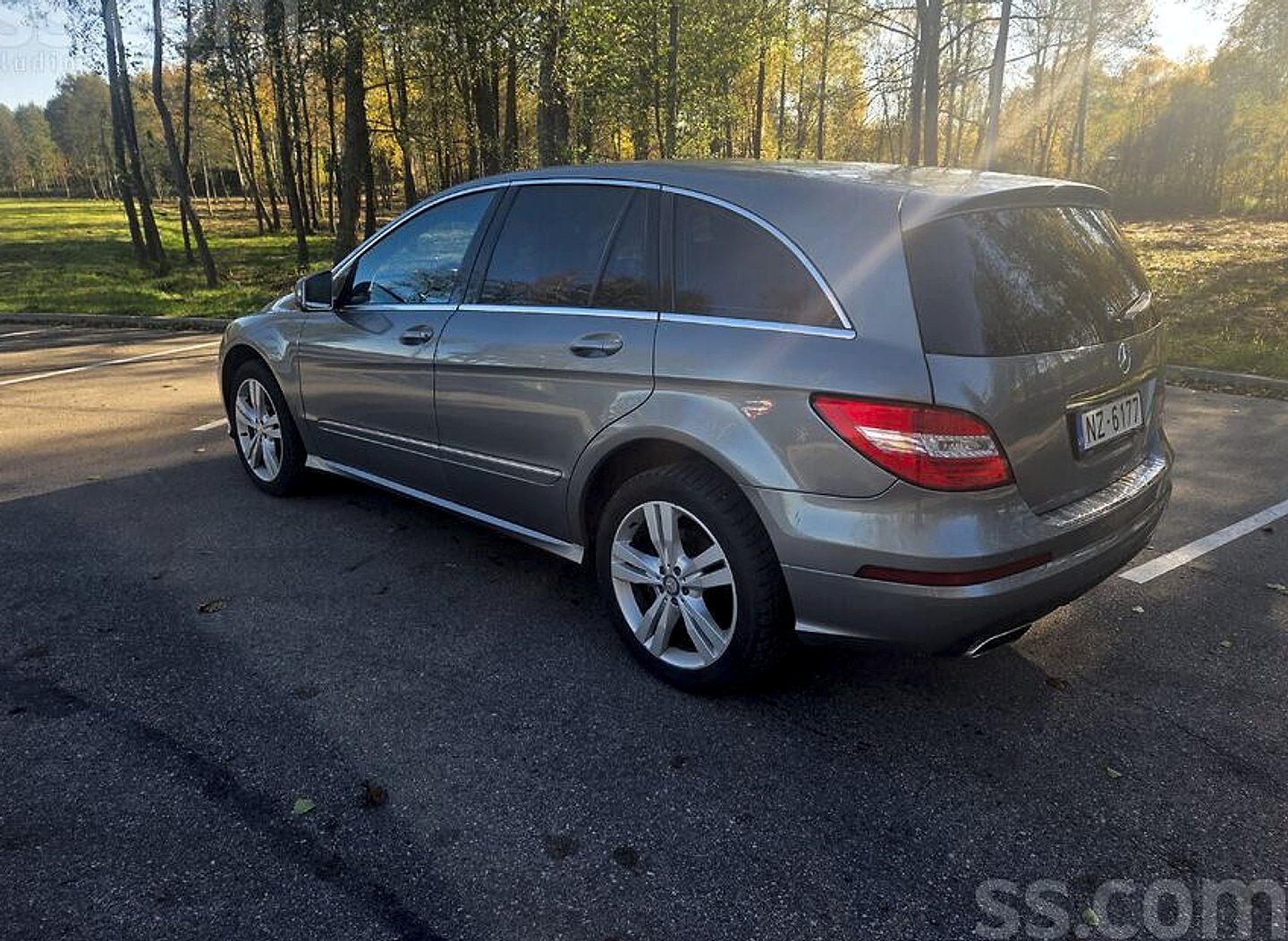 Mercedes-Benz R350 — foto 5