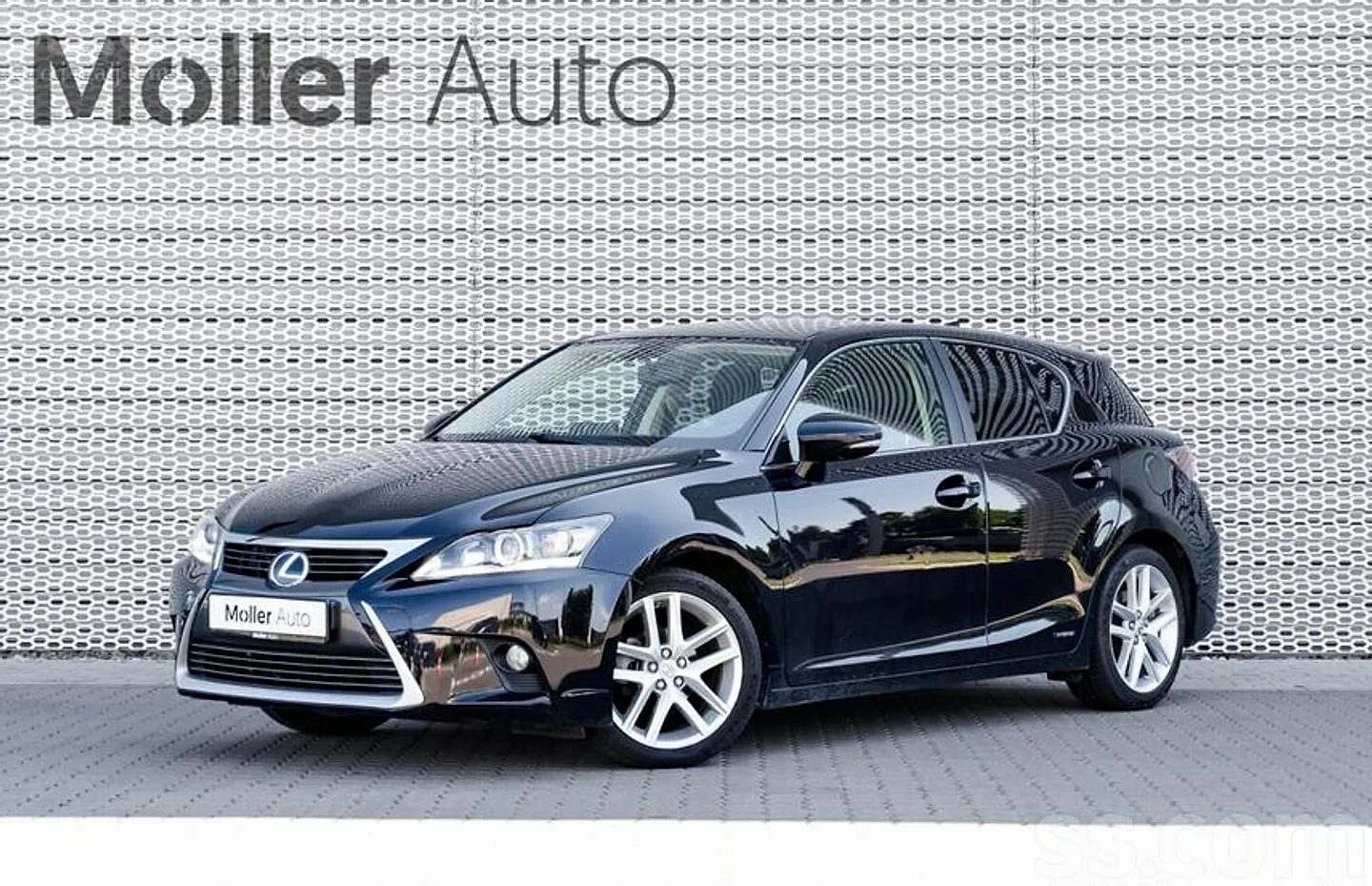 Lexus CT, 2015. gads