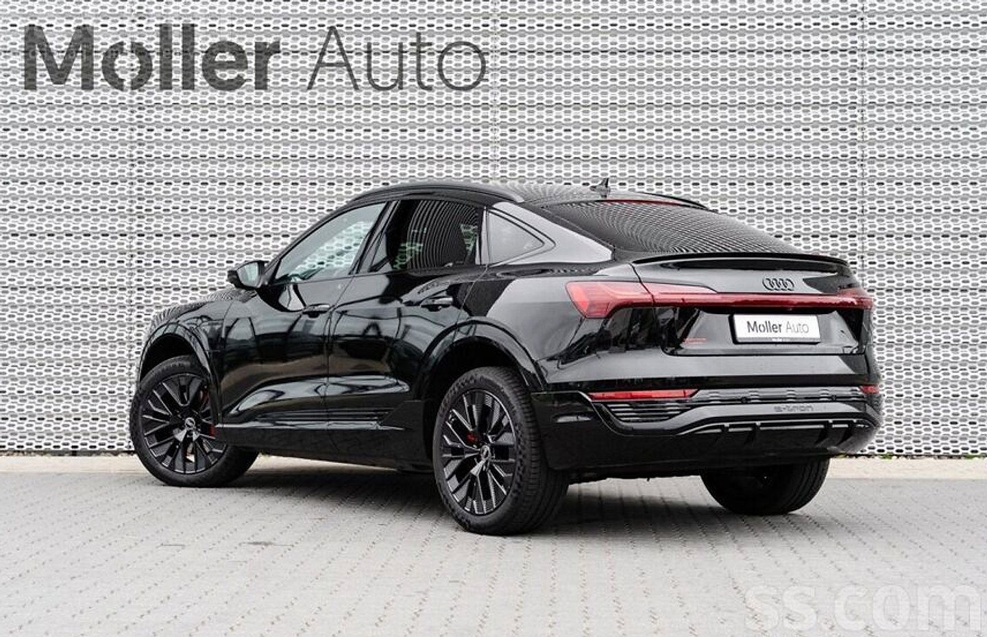 Audi E-tron — foto 3