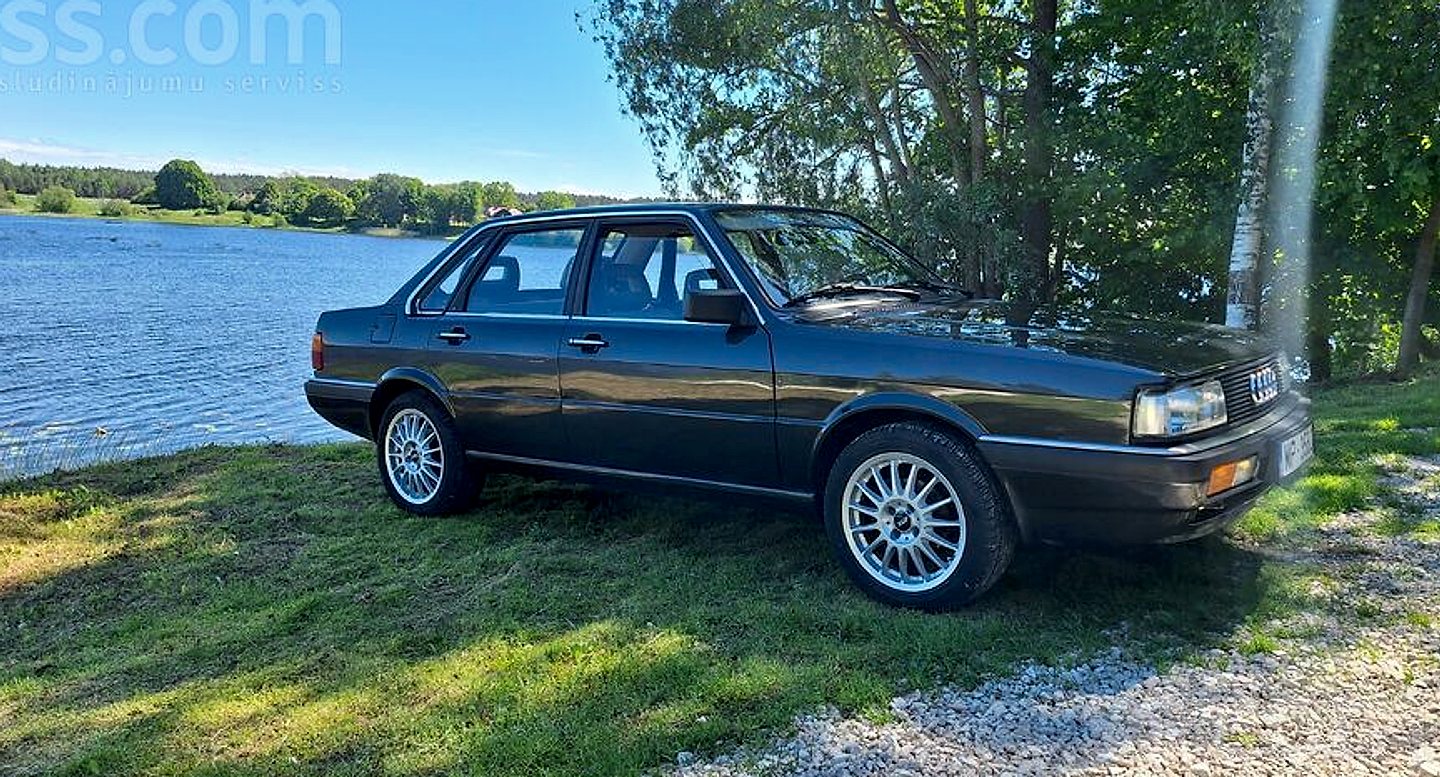 Audi 90, 1985. gads