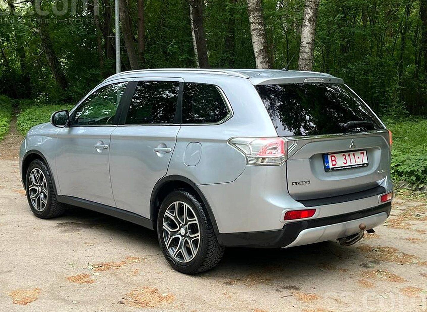Mitsubishi Outlander — foto 2