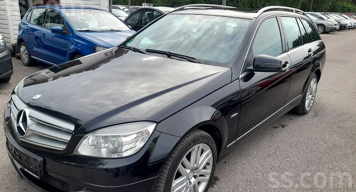 Mercedes-Benz C350 — foto 5