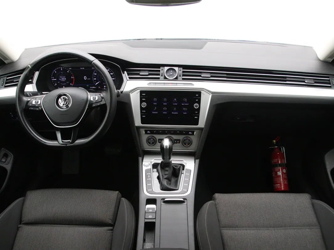 Volkswagen Passat B8 — foto 3