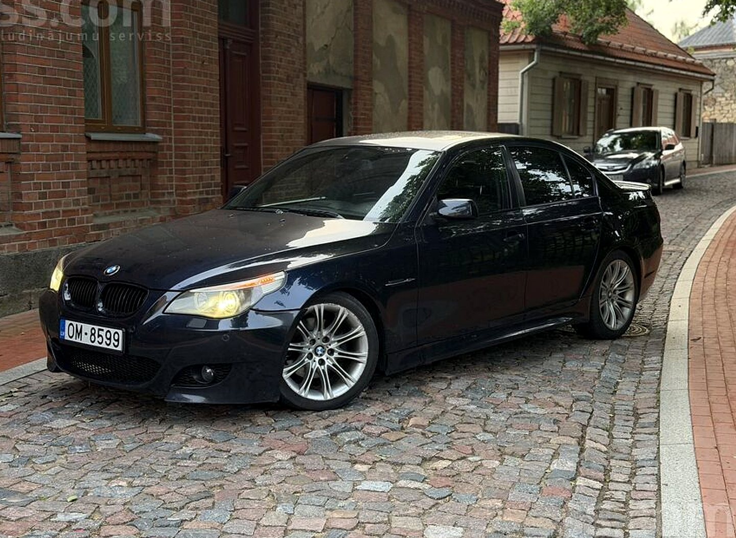 BMW 530 — foto 2