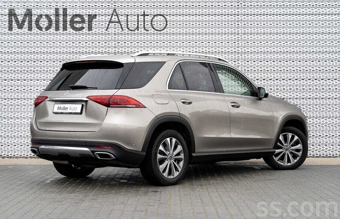 Mercedes-Benz GLE 400 — foto 3