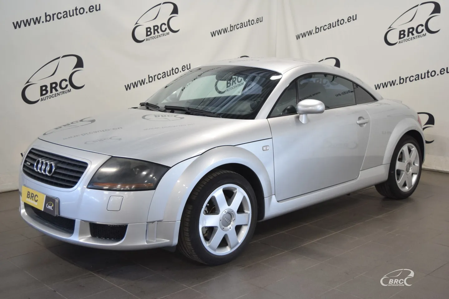 Audi TT, 2000. gads