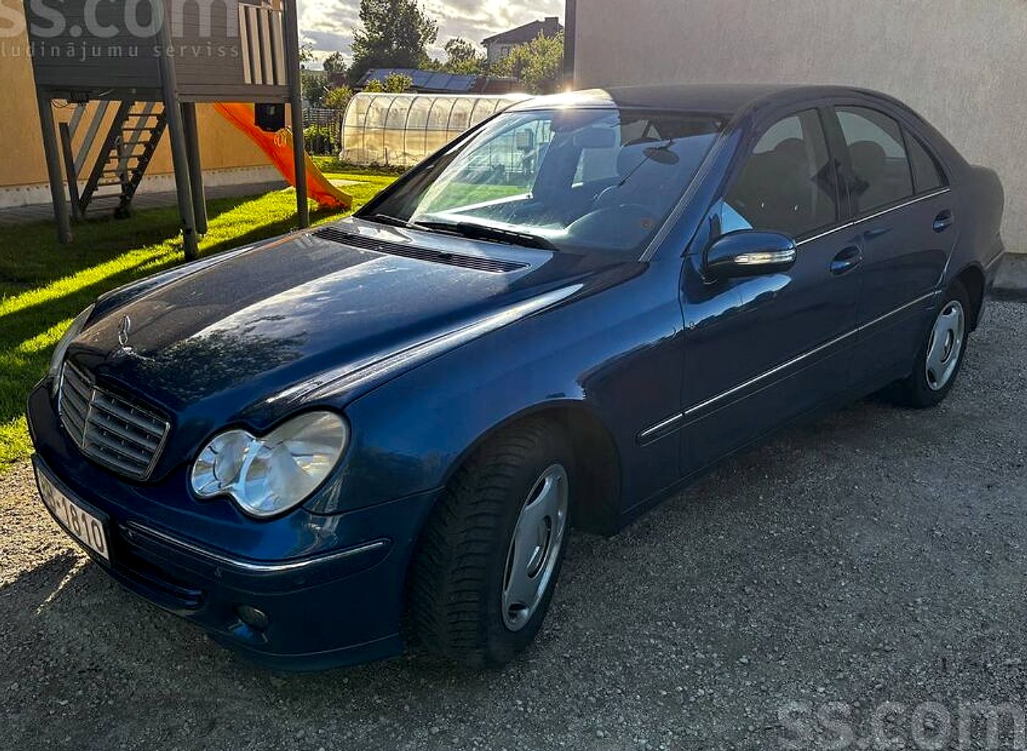 Mercedes-Benz C200 — foto 2