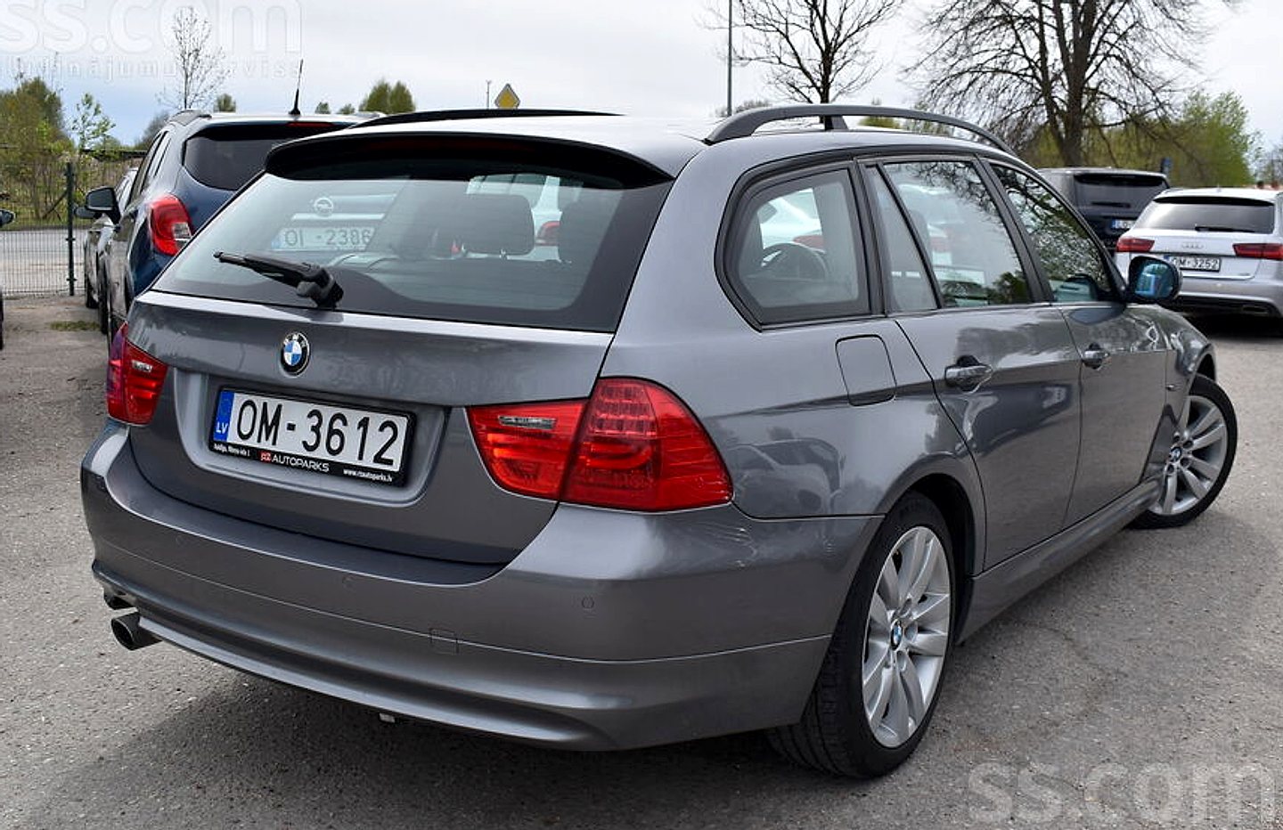 BMW 318 — foto 2