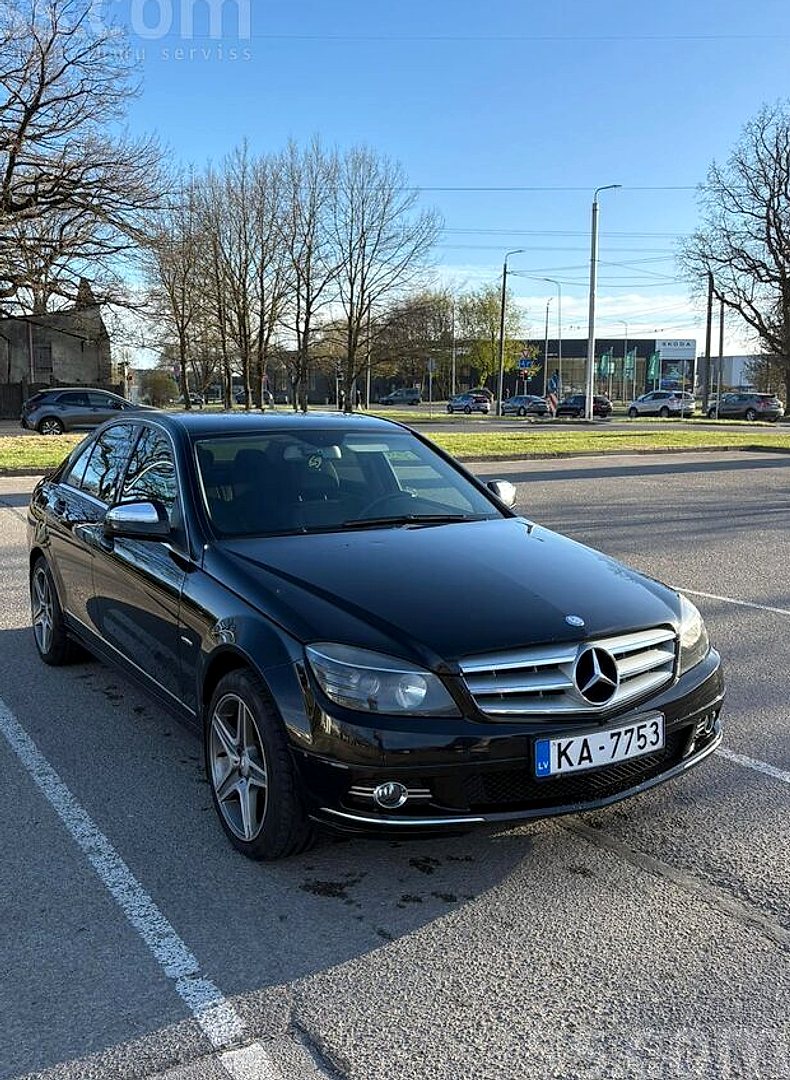Mercedes-Benz C220 — foto 2
