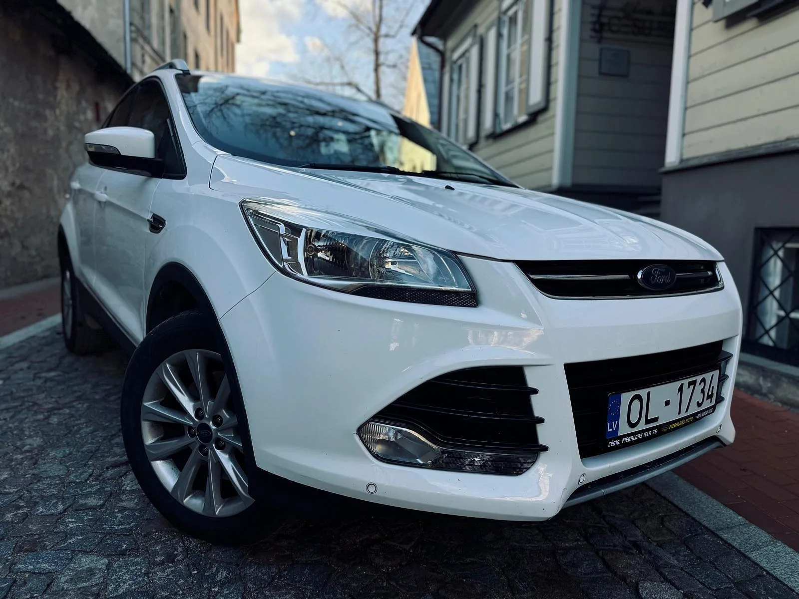 Ford Kuga, 2016. gads