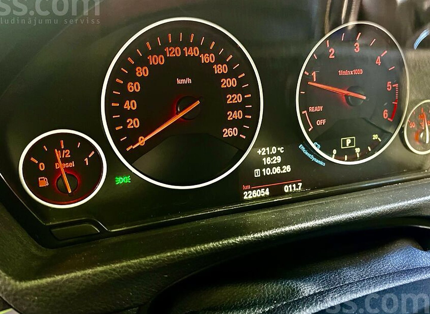 BMW 320 — foto 5
