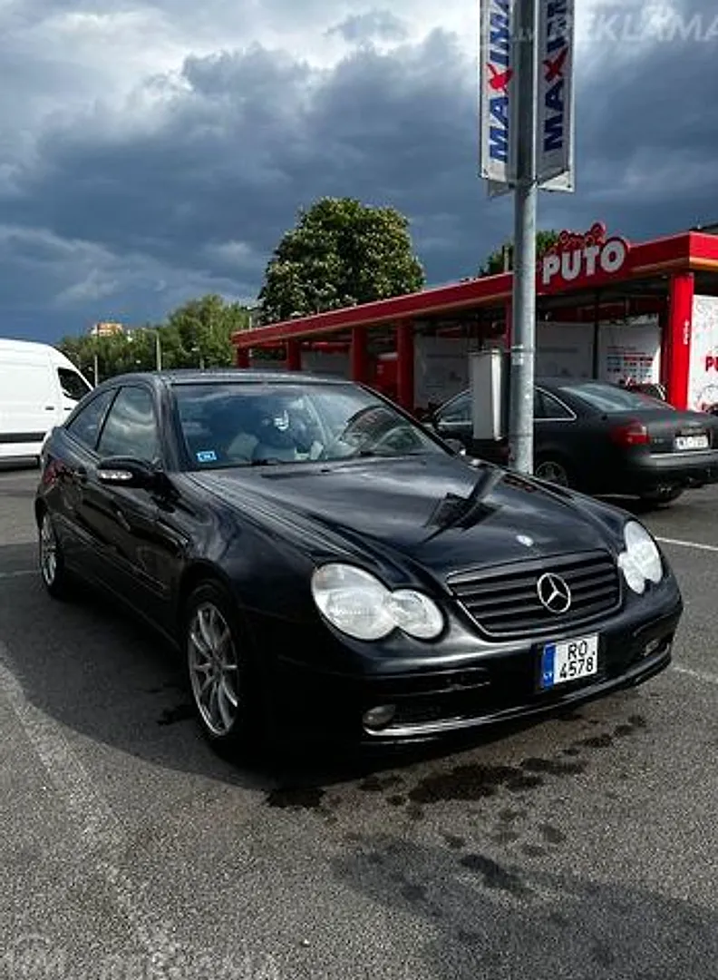Mercedes-Benz C230, 2003. gads