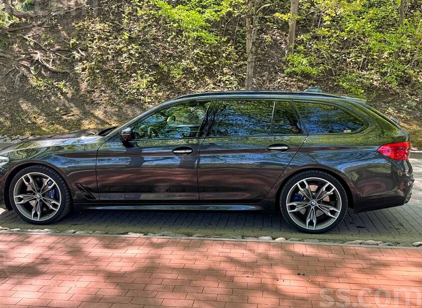 BMW 540 — foto 4