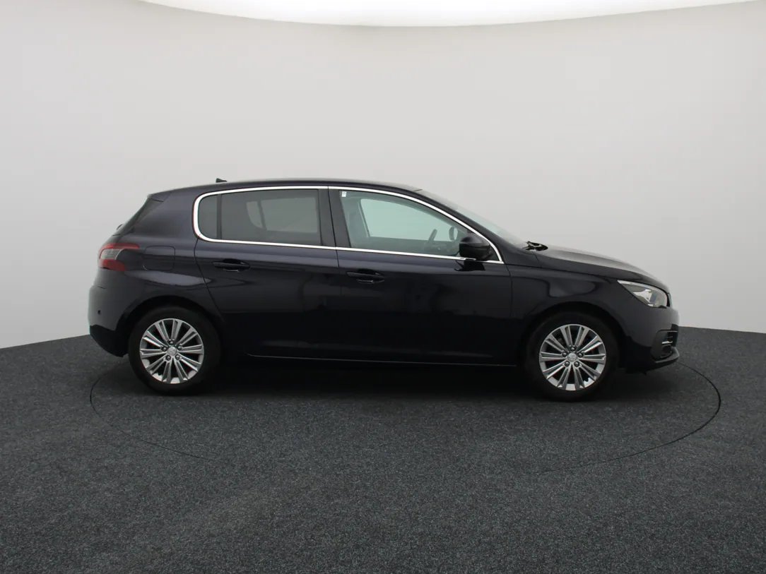 Peugeot 308 — foto 10