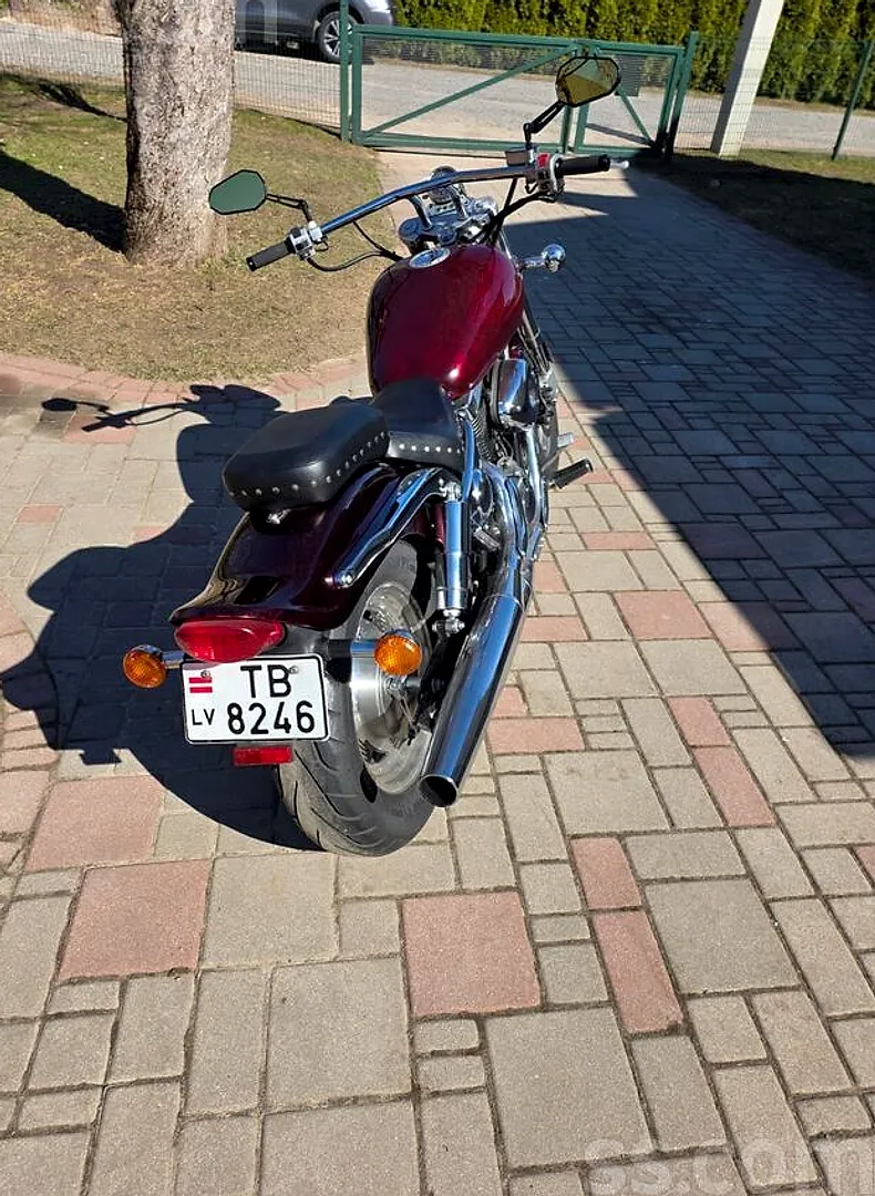 Suzuki Vz 800, 1999. gads