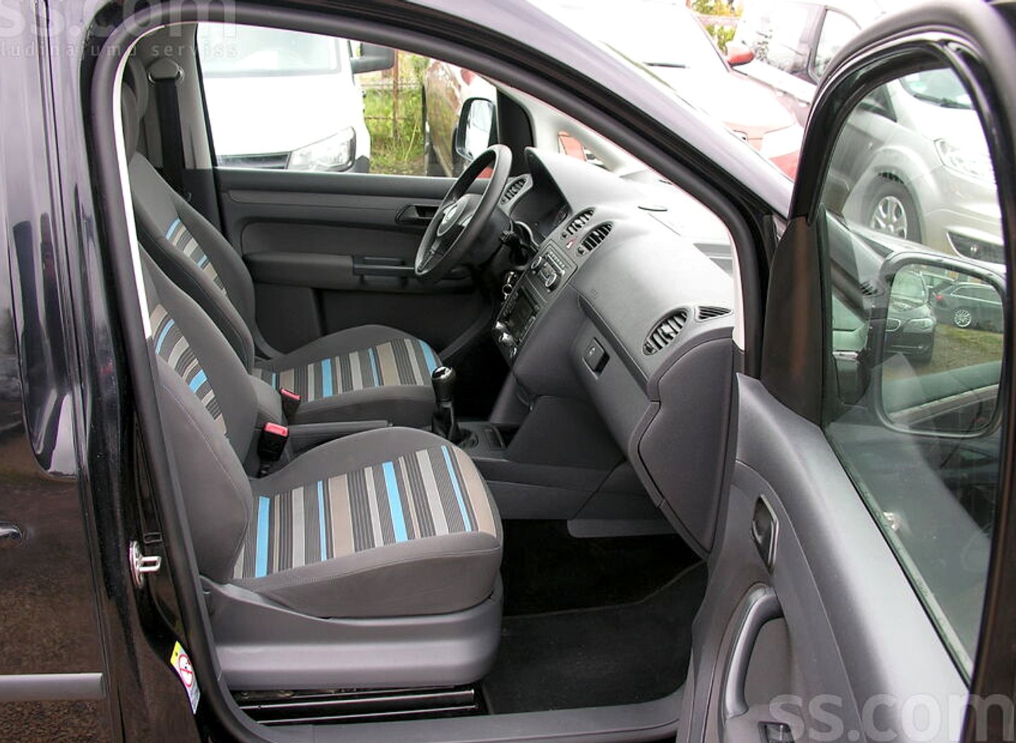 Volkswagen Caddy — foto 4