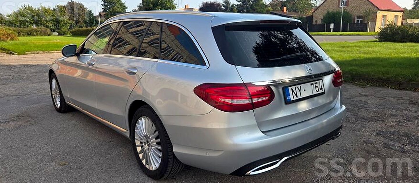 Mercedes-Benz C220 — foto 3