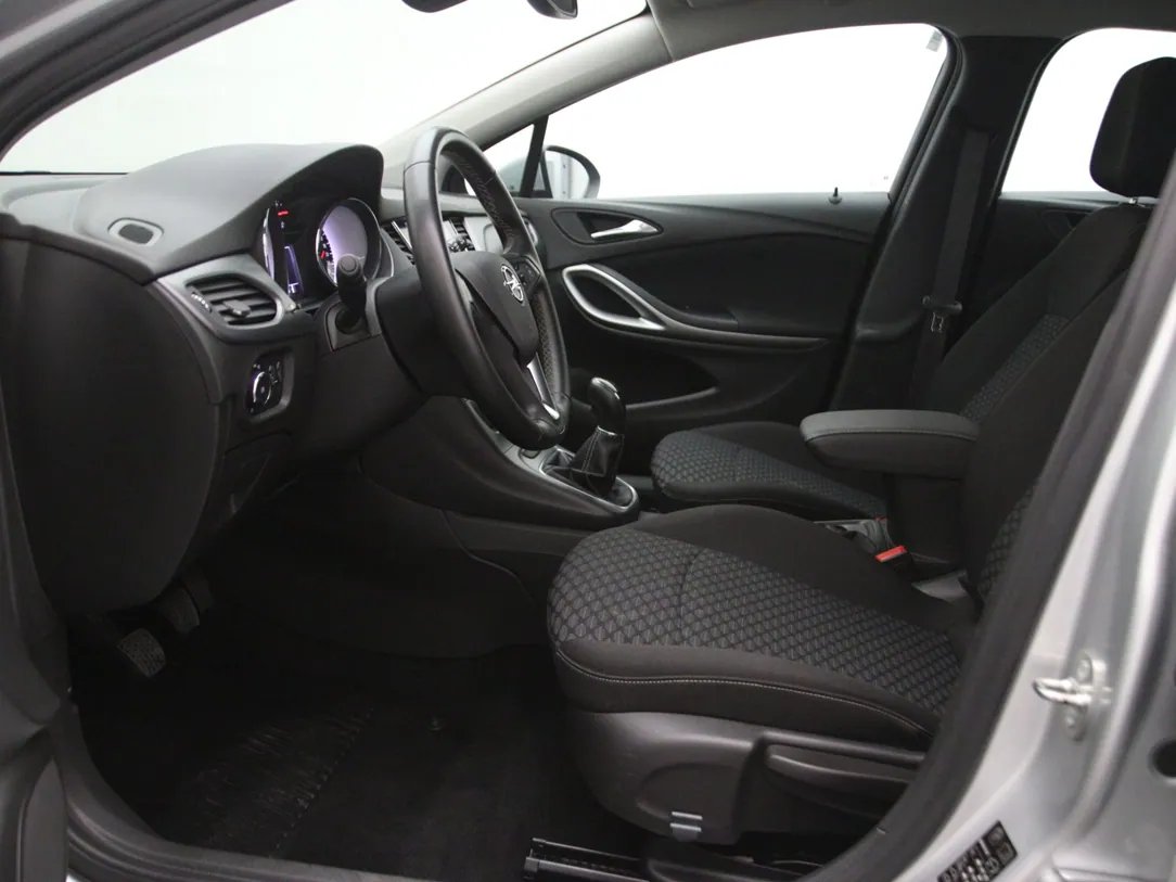 Opel Astra — foto 5