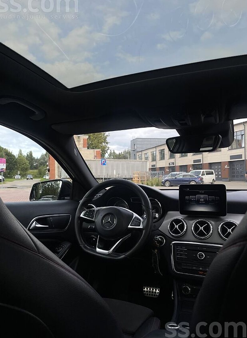 Mercedes-Benz GLA200 — foto 5