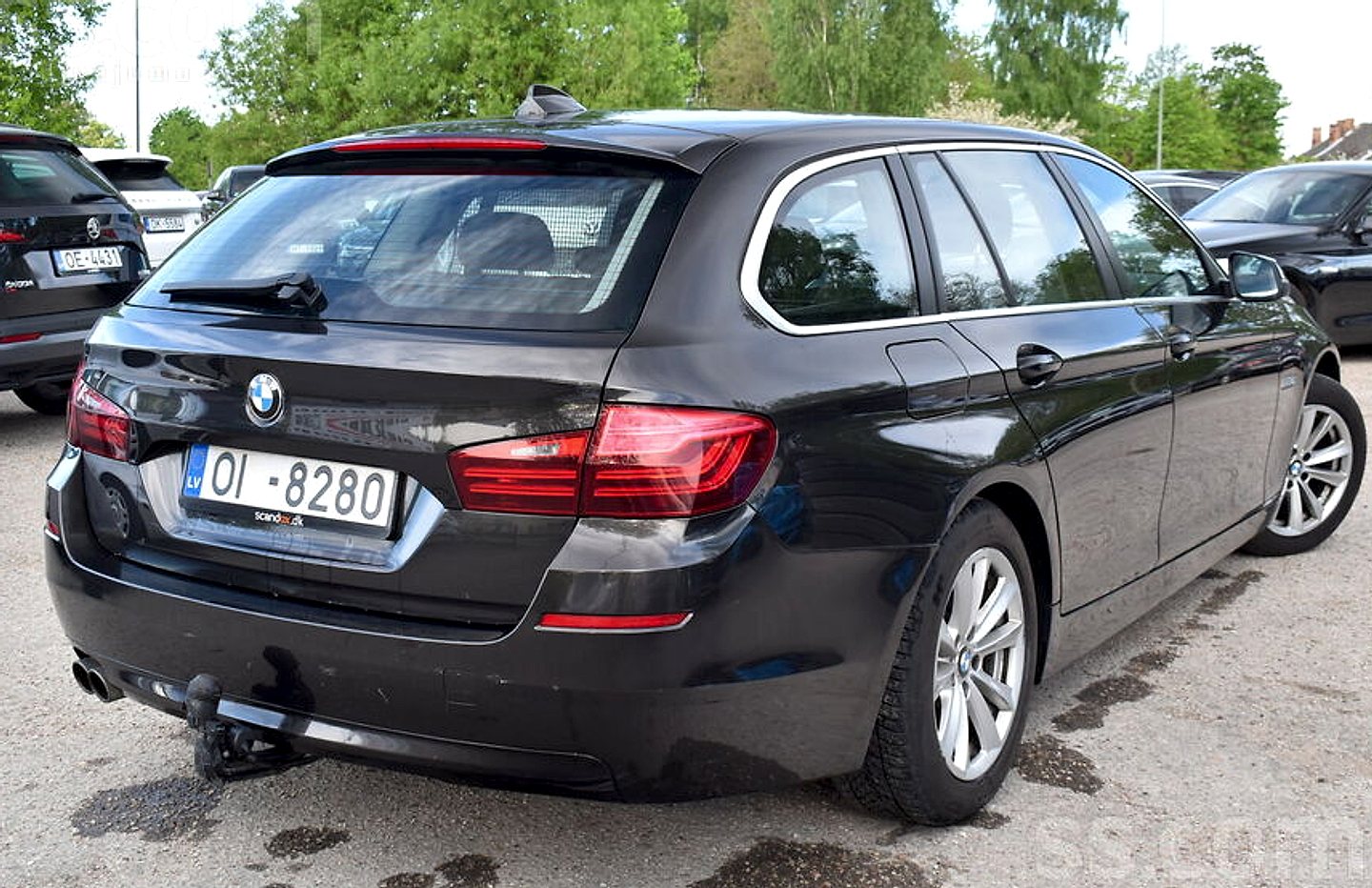BMW 520 — foto 2